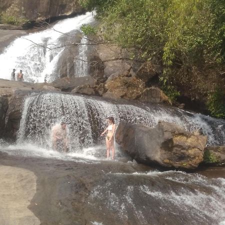 Blackcherry Munnar Bagian luar foto