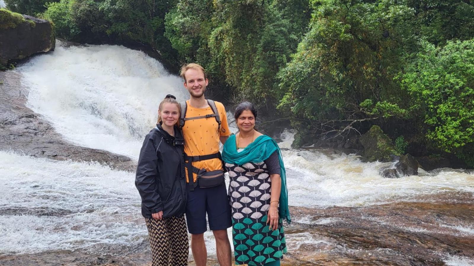 Blackcherry Munnar Bagian luar foto